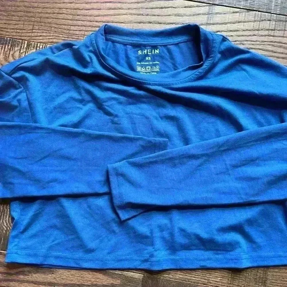 Cropped Long Sleeved Shirt Royal Blue Soft Winter Womens XS CLEARANCE SALE 4/$20 - Picture 3 of 4